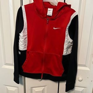Nike Youth Boys therma-fit zip up sweatshirt Large